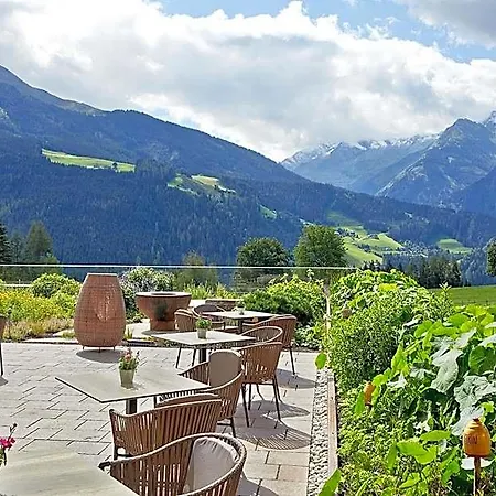 Gut Sonnberghof 4*